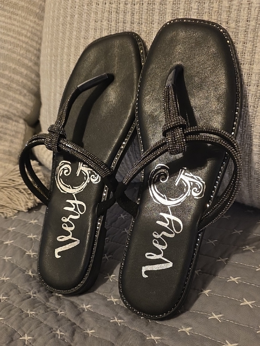 Very G Black Knotted Square-Toe Thong Sandals NWOT